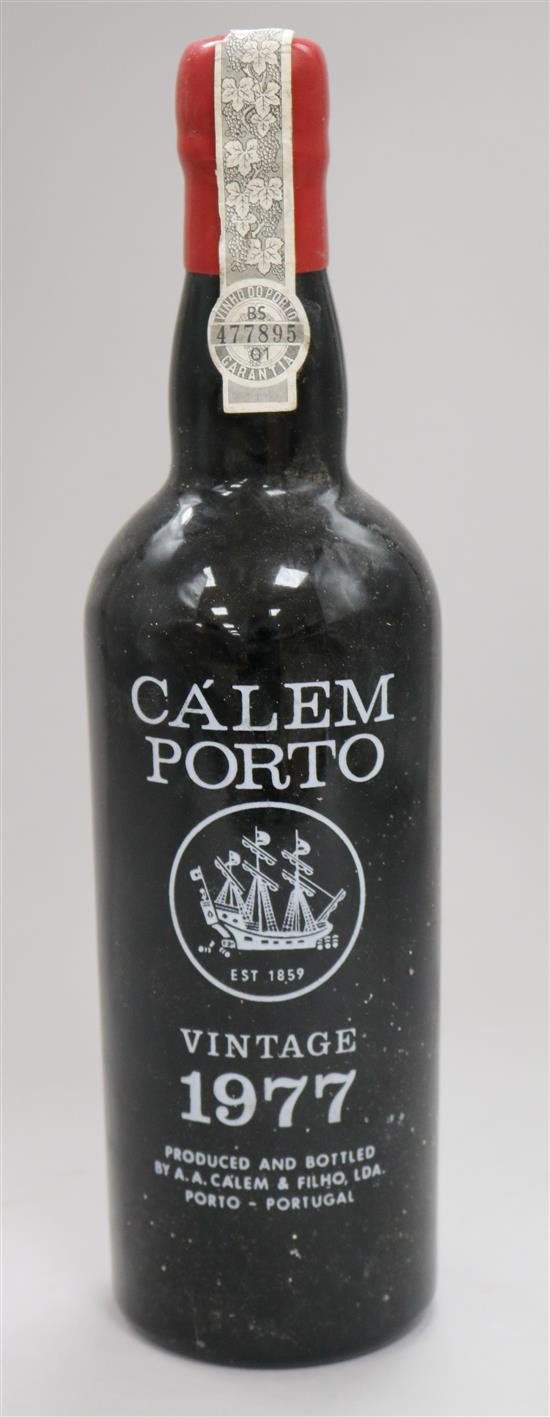 Ten bottles of Calem Porto 1977, in wooden case